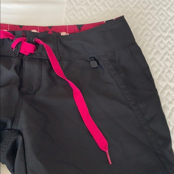 The North Face Board Shorts - Picture 5 of 8